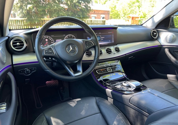 Mercedes-Benz Klasa E cena 149900 przebieg: 41148, rok produkcji 2016 z Ostrzeszów małe 379